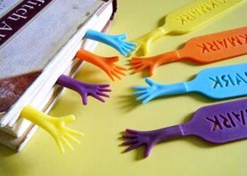 Boekenleggers &lsquo;Help Me&rsquo; &ndash; 3 Sets van 4 Stuks &ndash; Totaal 12 Kleurrijke Handjes &ndash; Flexibel Kunststof